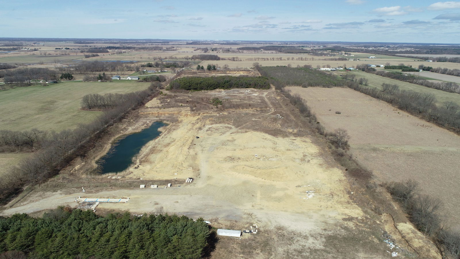 60 +/ Acres North Liberty, Indiana Sand Aggregate Pit